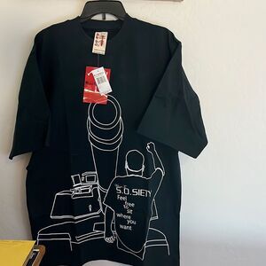 Black SOS 🆘 tee shirt